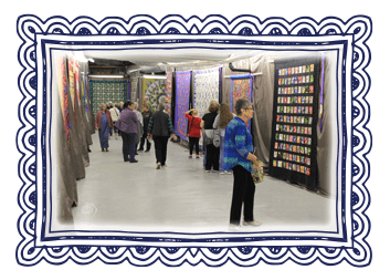 2016QuiltShowGreatHallLargeGuilts